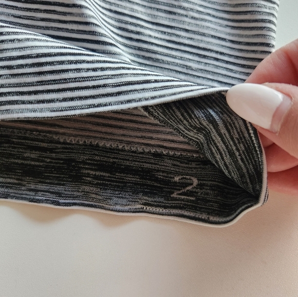 Lululemon Swiftly Tech Racerback Tank Top Gray Size 2 - Picture 4 of 6